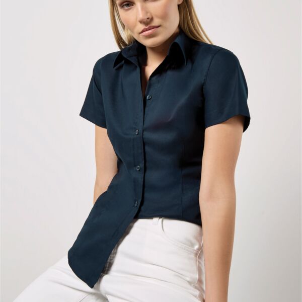 Women's Shirts Thumbnail